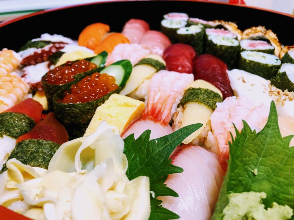 お祝いのお寿司もデリバリーで