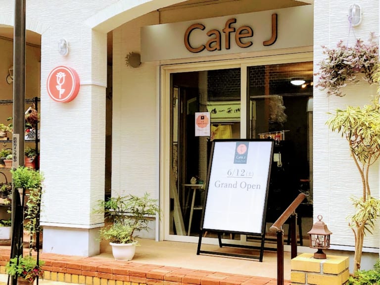 Cafe Jさんの店頭