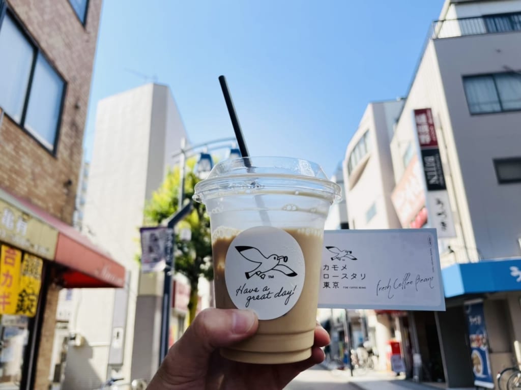 すっきりした味わいのカフェオレをテイクアウト