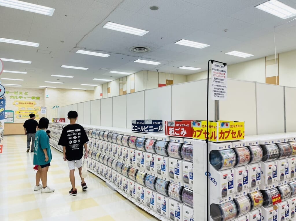 【葛飾区】「なかよしひろば」が改装のため終了 すっからかんになったのは…アリオ亀有3階はこれからどう変わる? | 号外NET 葛飾区
