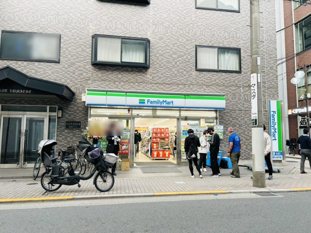 ファミリーマート金町理科大通り店オープン日の店頭の様子