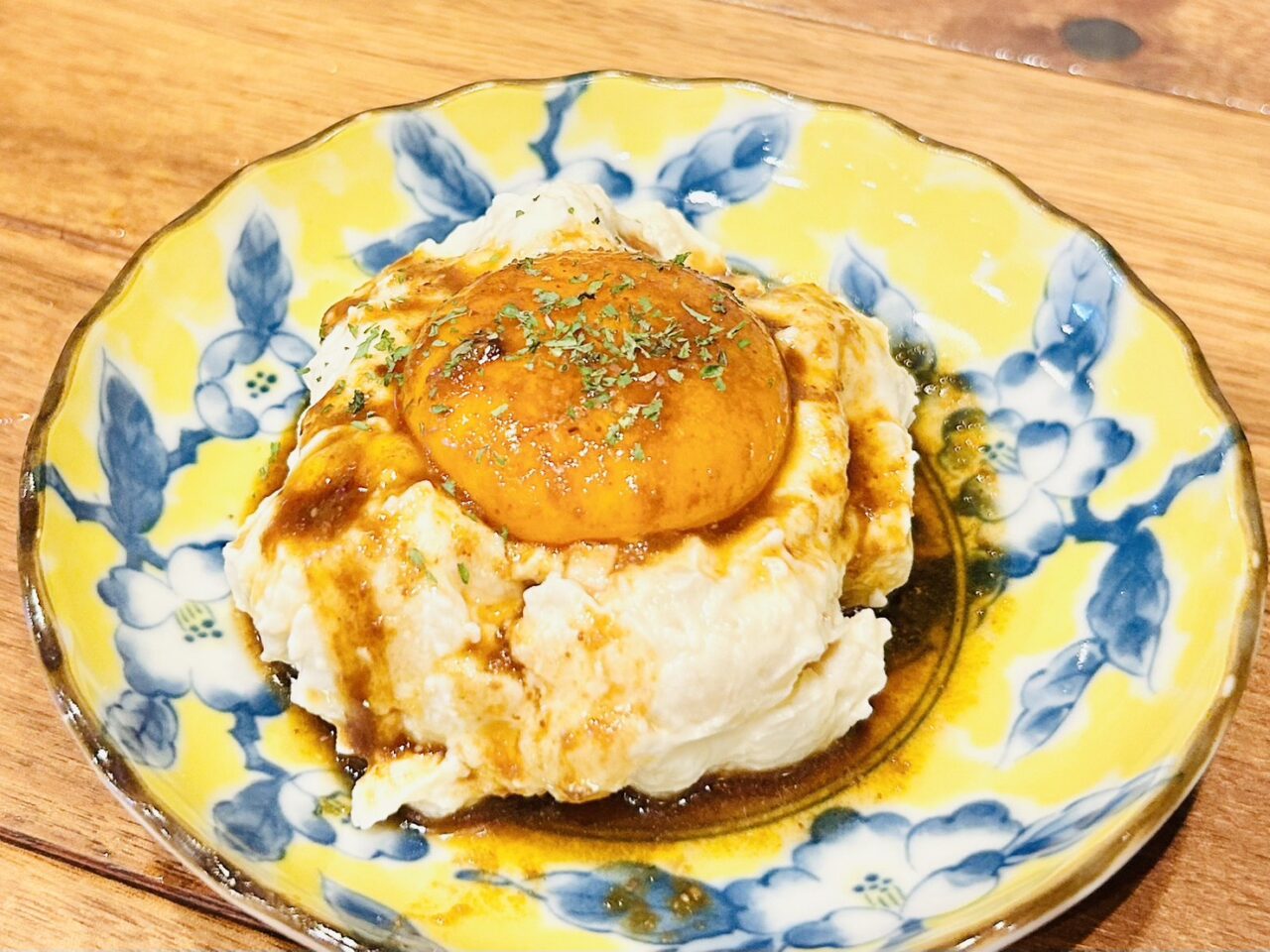 「筑前屋」名物の「ポテトサラダ」