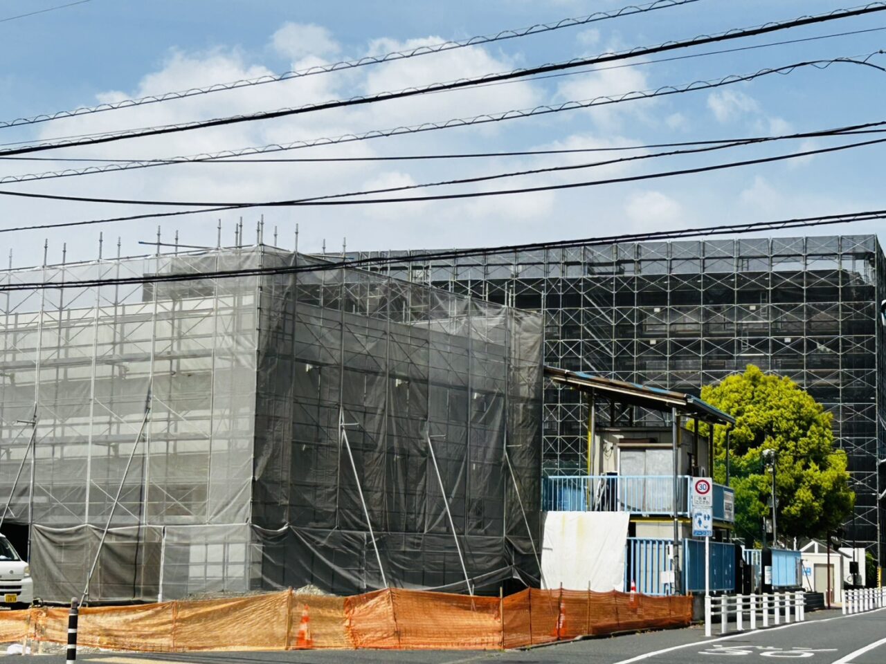 大黒屋堀切店跡地解体の様子