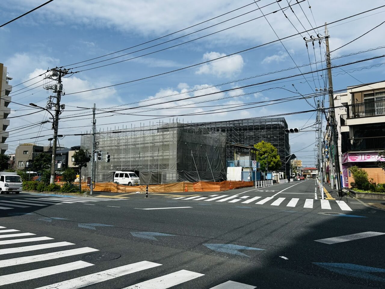 「大黒屋堀切店」跡地の解体の様子