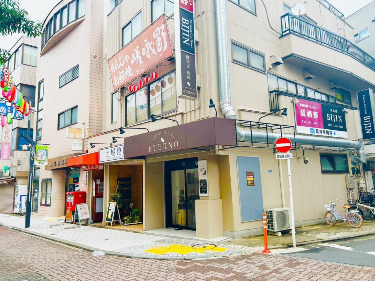 2026年7月の亀有ゆうろーどの一画
