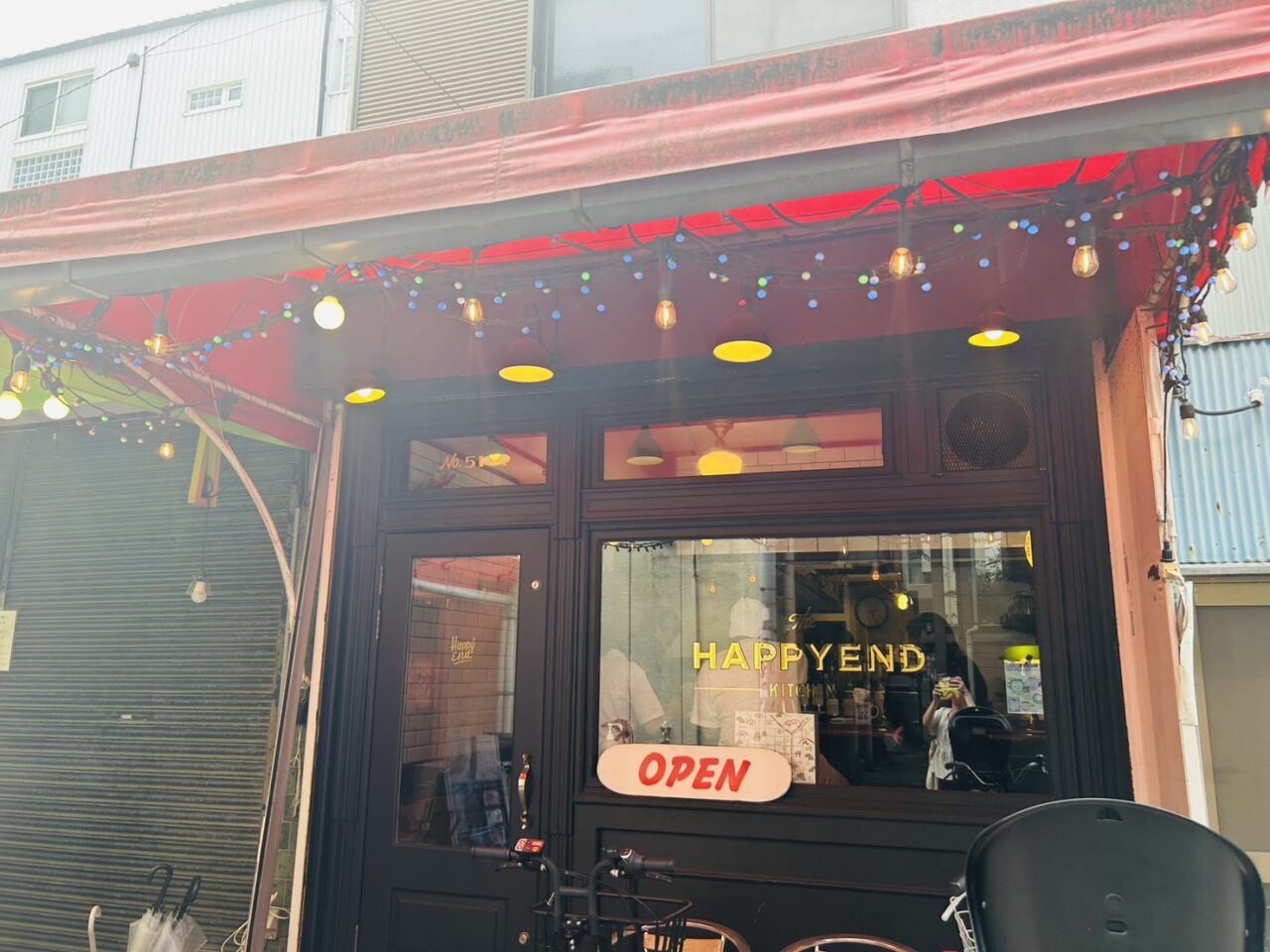 新小岩「THE HAPPYEND KITCHEN」店頭の様子