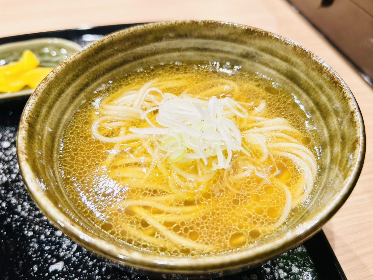 セットのシンプルな小中華そば